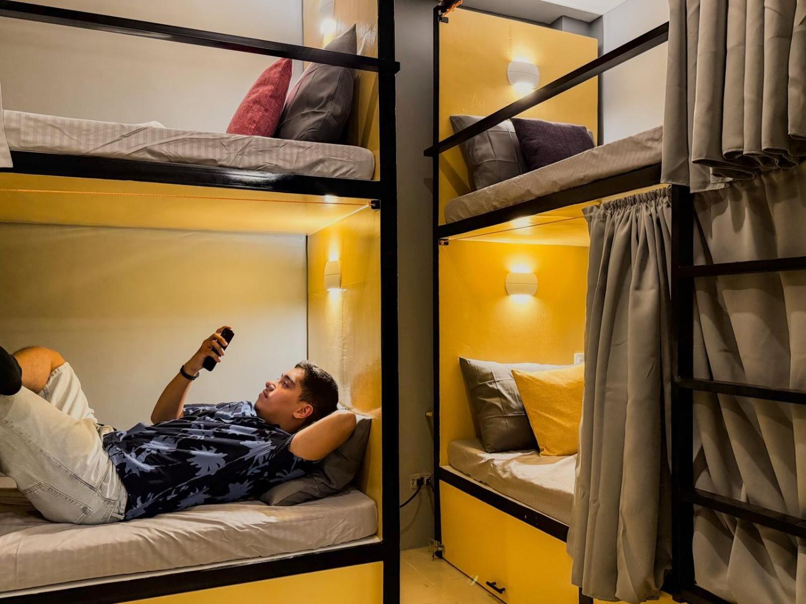 Goofy Ants Hostel Puerto Princesa Стая снимка